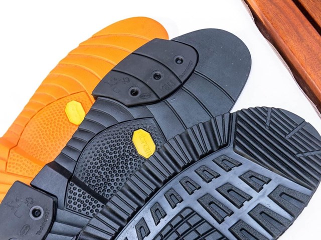 Cuál es la suela ideal para botas de moto: ¿agarre, duración o resistencia a la abrasión?